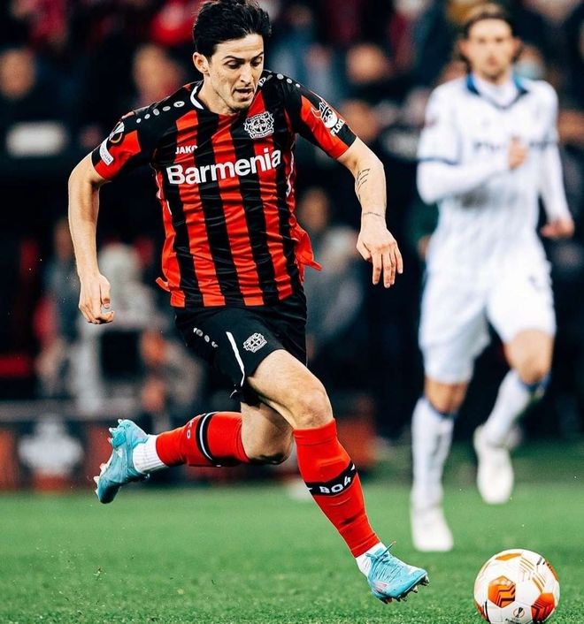 勒沃库森翻盘莱比锡红牛，阿尔瓦雷斯一己之力扛起全队的简单介绍